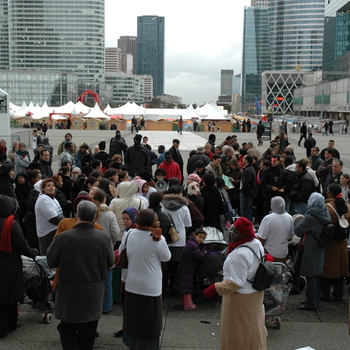Femmes sans-papiers - la Défense 23.12.04