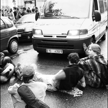 Collectif des déboulonneurs 26/05/2006