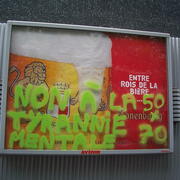 Non à la tyrannie mentale  50/70cm