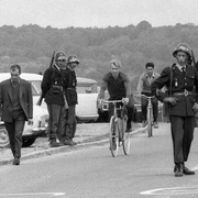 Un pont, près de Flins…