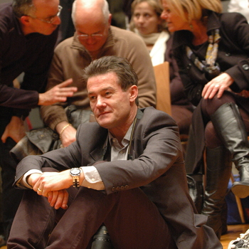 Pour une nouvelle force 13 déc.2008