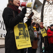 Contre les assassinats en Russie (73 visites) http://www.lepost.fr/article/2009/01/30/1405903_assassinats-politiques-en-russie-rassemblement-le-di... Contre les assassinats en Russie