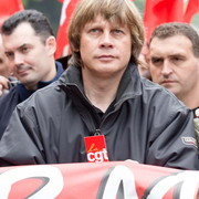 Manifestation à Paris pour la sauvegarde du régime retraite